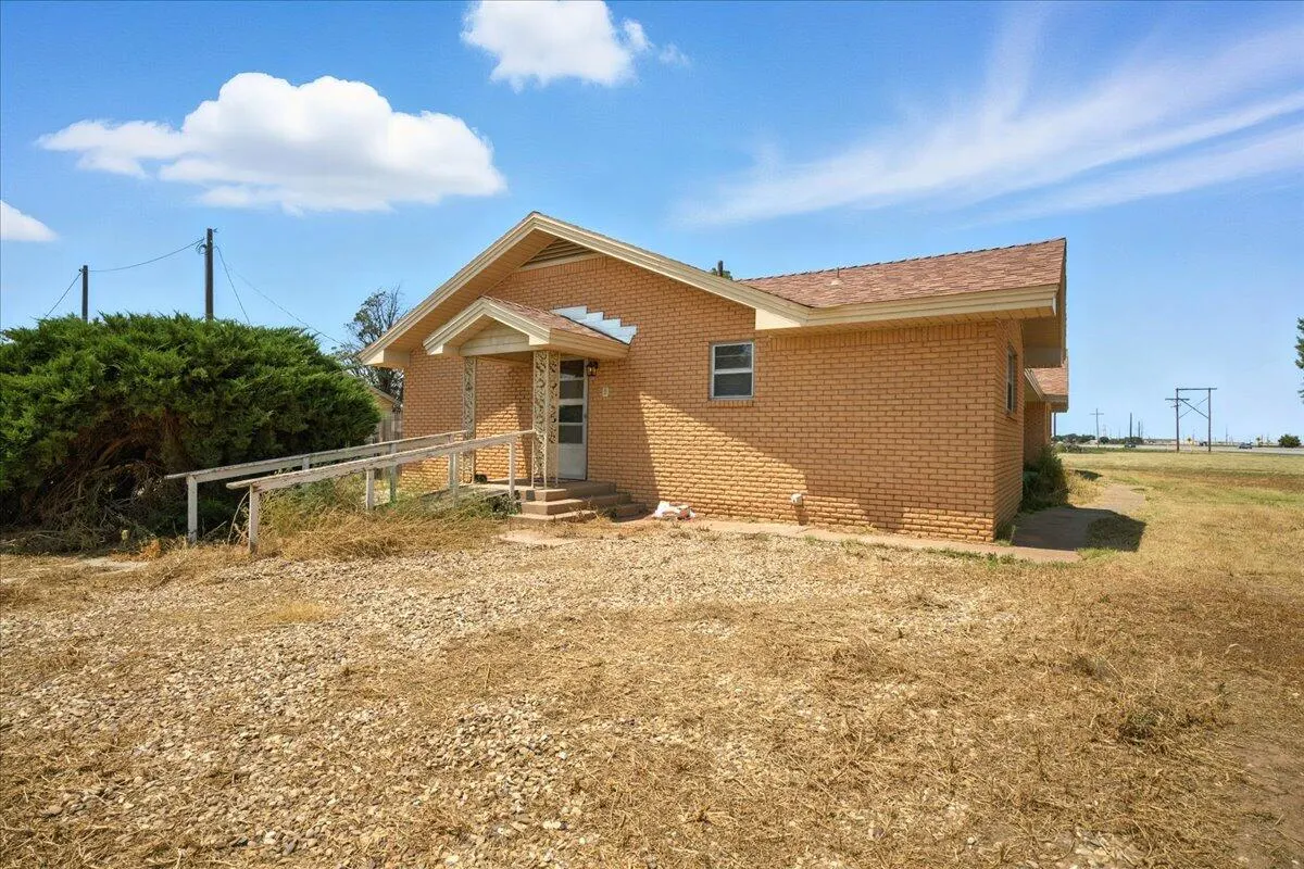 Photo 6 — 1960 US-84, Littlefield, TX 79339