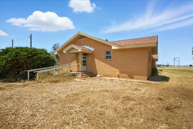 Photo 6 — 1960 US-84, Littlefield, TX 79339