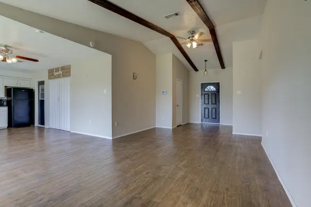Photo 7 — 5427 34th Street, Lubbock, TX 79407