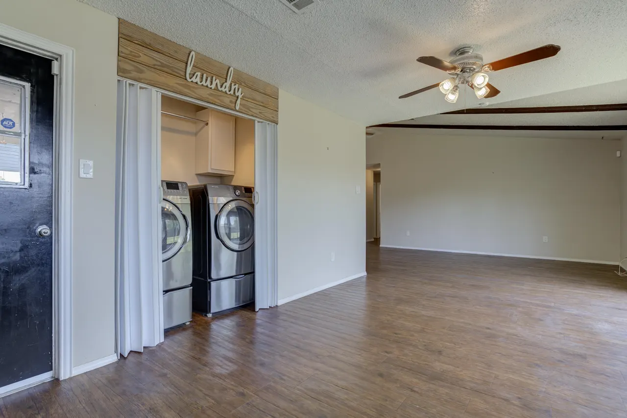 Photo 23 — 5427 34th Street, Lubbock, TX 79407