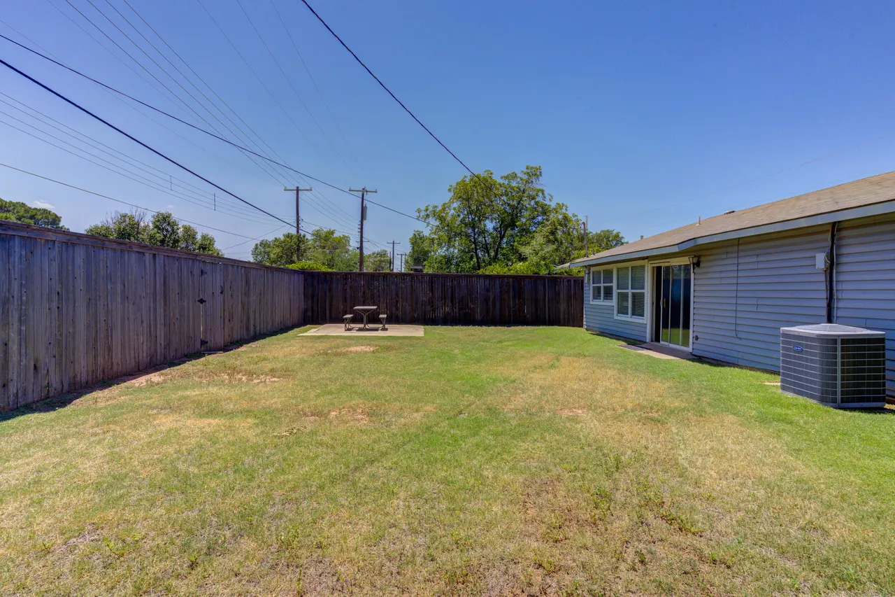 Photo 36 — 5427 34th Street, Lubbock, TX 79407