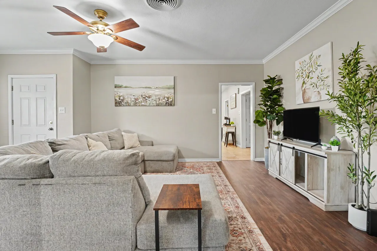 Photo 4 — 4831 10th Street, Lubbock, TX 79416