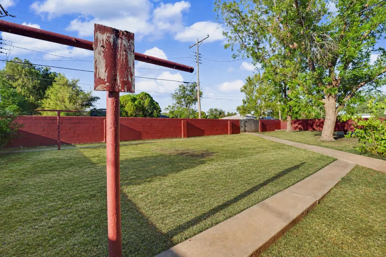 Photo 27 — 4831 10th Street, Lubbock, TX 79416