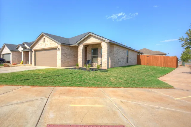 Photo 2 — 2901 Corpus Avenue, Wolfforth, TX 79382