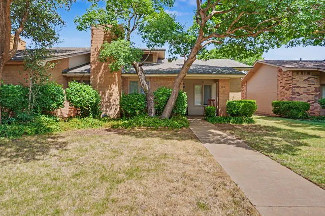 Front exterior — 101-D Troy Avenue, Lubbock, TX 79416