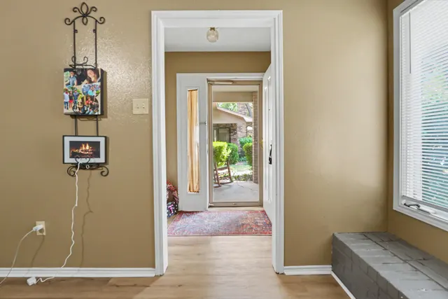 Photo 3 — 101-D Troy Avenue, Lubbock, TX 79416