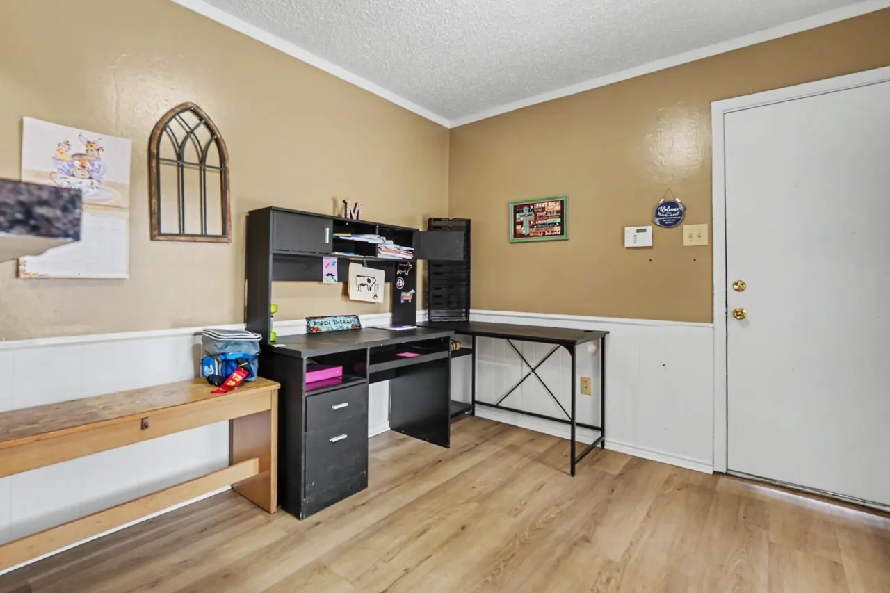 Photo 9 — 101-D Troy Avenue, Lubbock, TX 79416