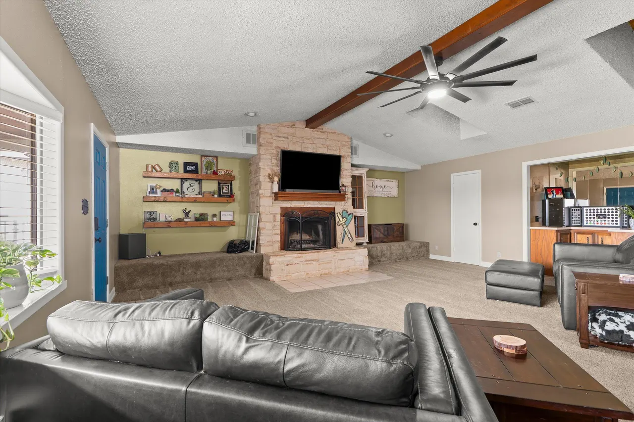 Photo 3 — 711 S C Street, Brownfield, TX 79316