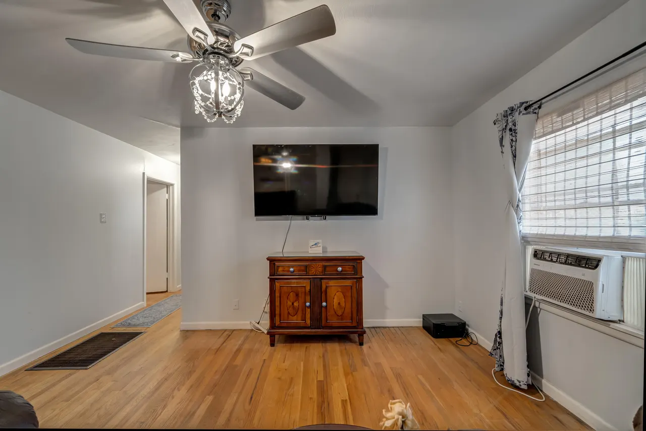 Photo 5 — 1920 47th Street, Lubbock, TX 79412