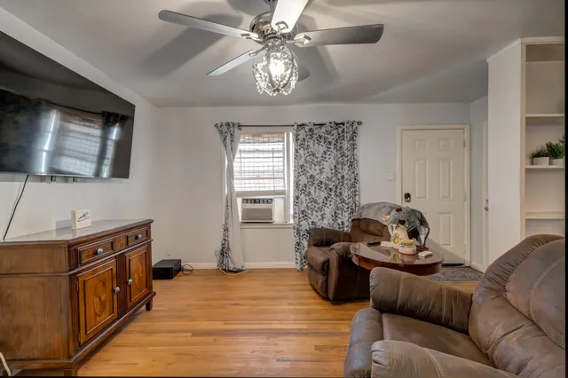 Photo 7 — 1920 47th Street, Lubbock, TX 79412