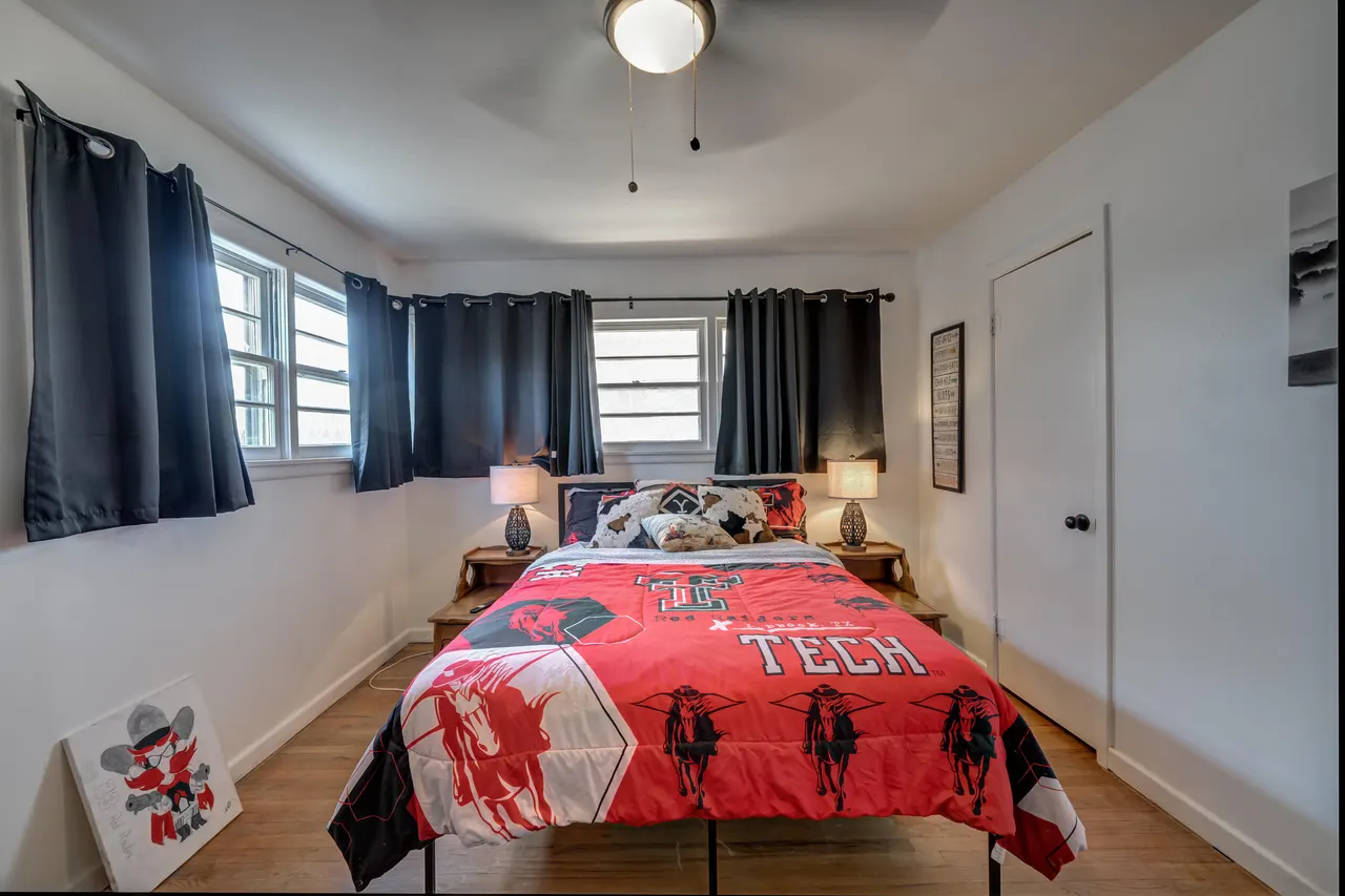 Photo 24 — 1920 47th Street, Lubbock, TX 79412
