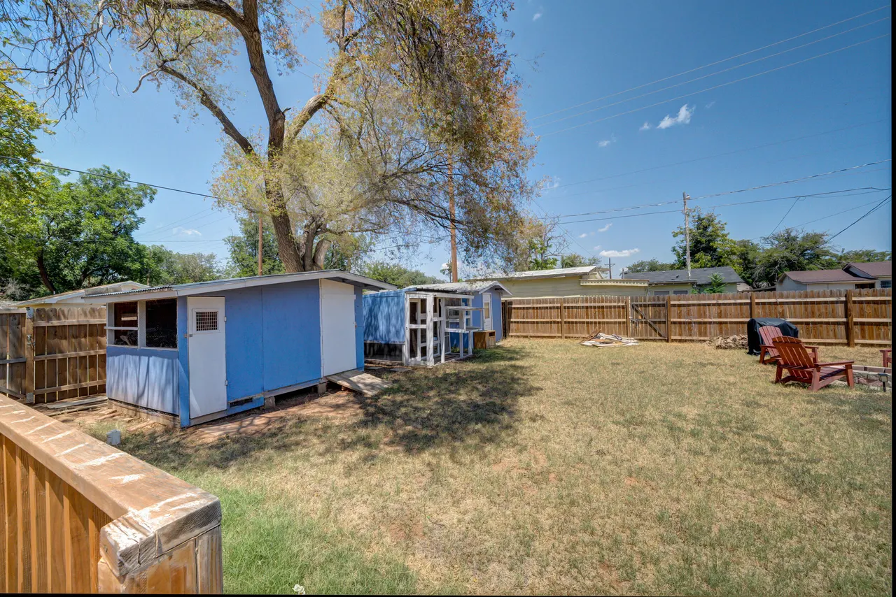 Photo 31 — 1920 47th Street, Lubbock, TX 79412