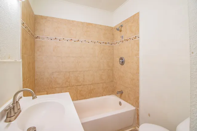 Photo 5 — 305 E Lubbock Street, Slaton, TX 79364