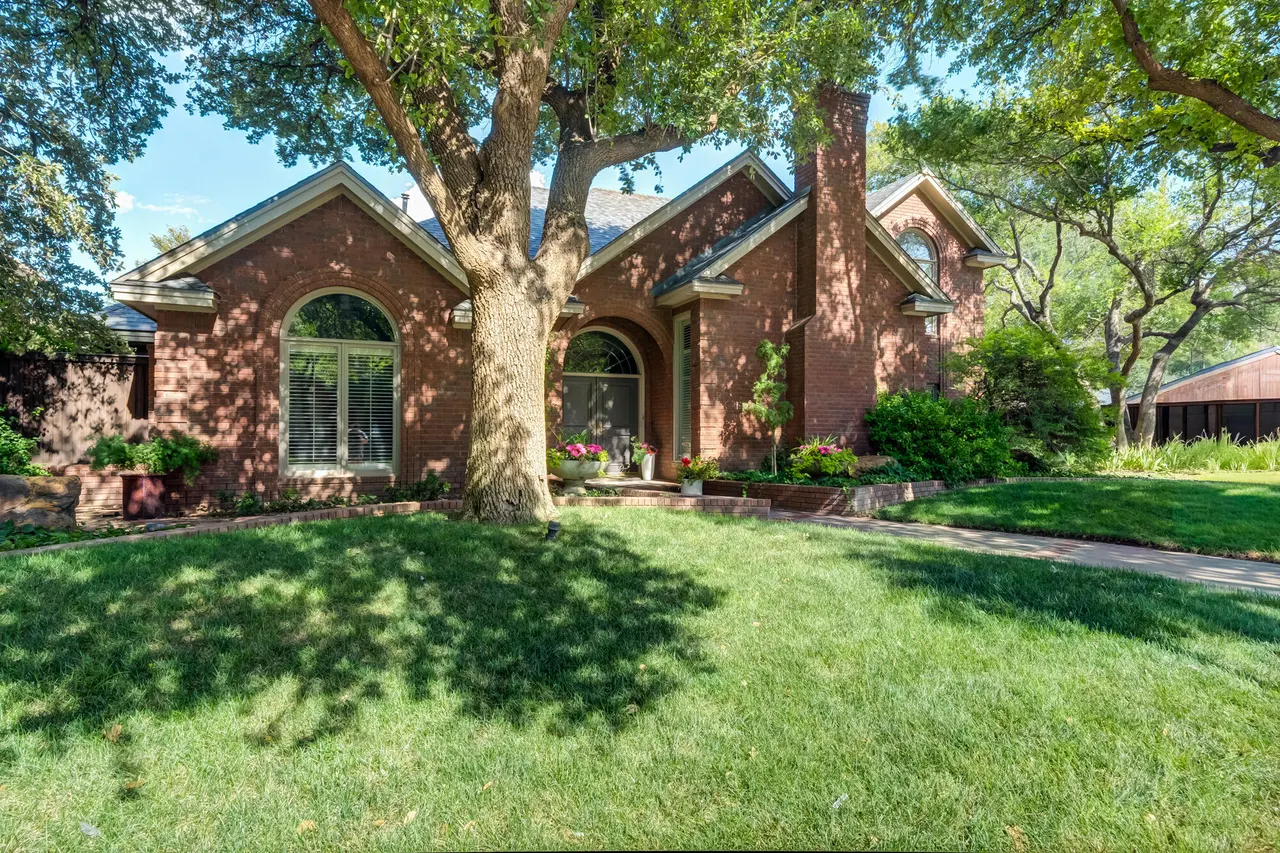 Front exterior — 8707 Savannah Avenue, Lubbock, TX 79424