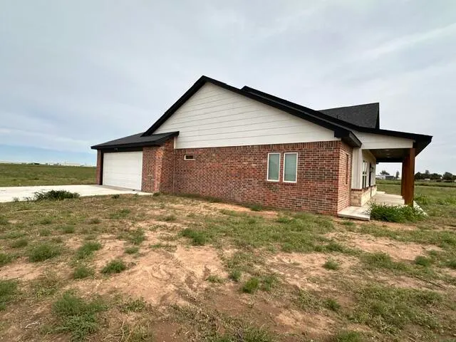 Photo 3 — 1212 W Hardin, Lubbock, TX 79403