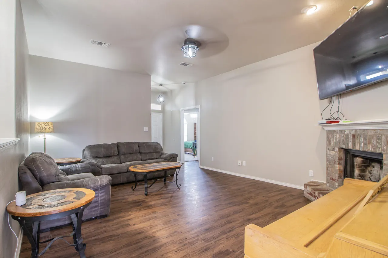 Photo 3 — 6621 36th Street, Lubbock, TX 79407