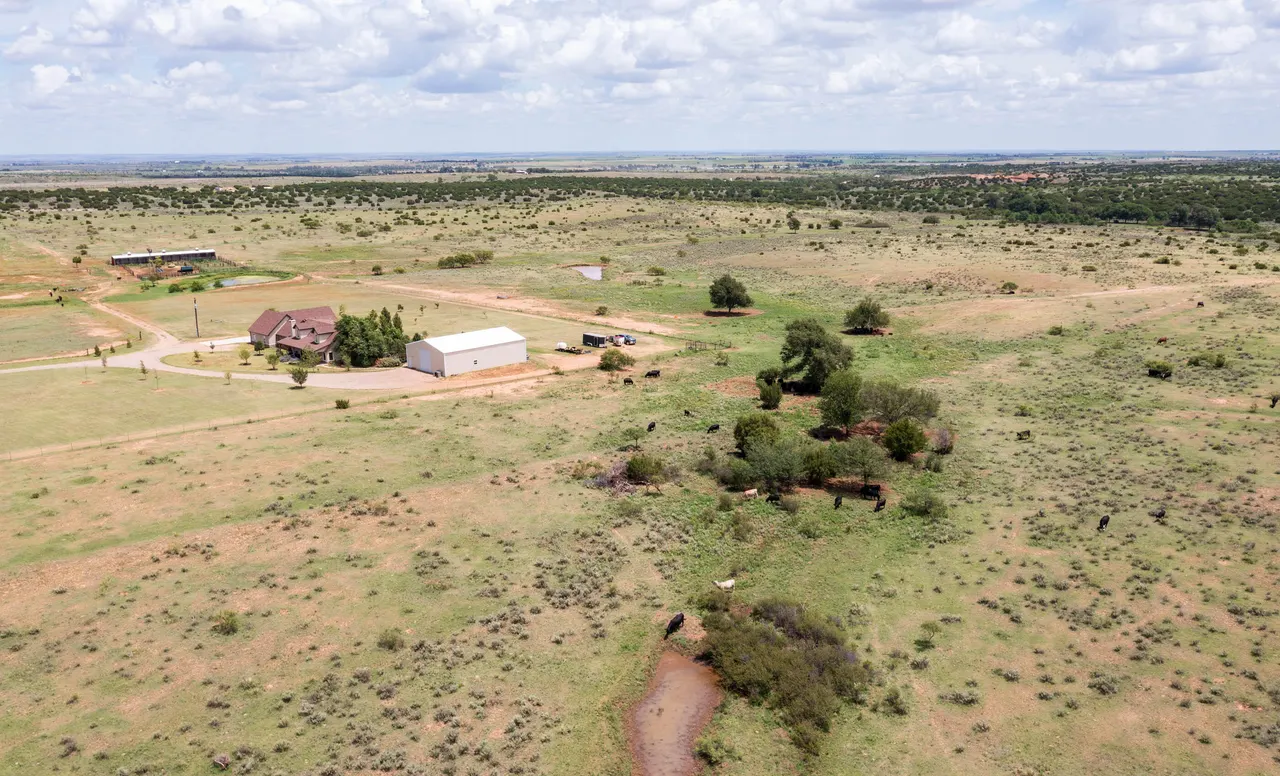 Photo 52 — 4166 County Road 13, Clarendon, TX 79226