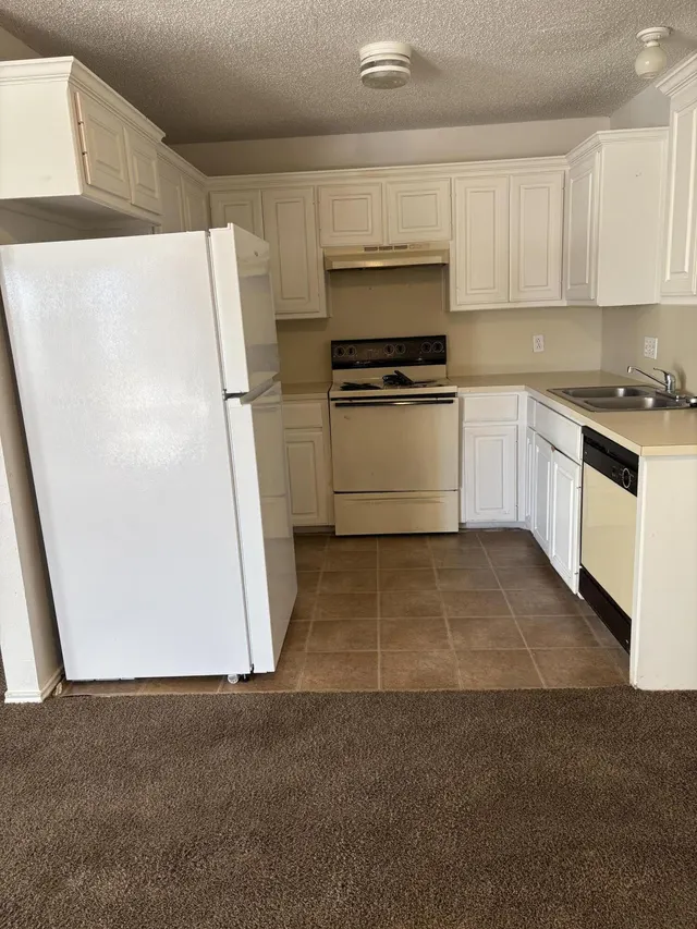 Photo 3 — 1915 S Loop 289, Lubbock, TX 79423