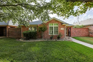 Sold home at 4402 108th Street #UNIT 5