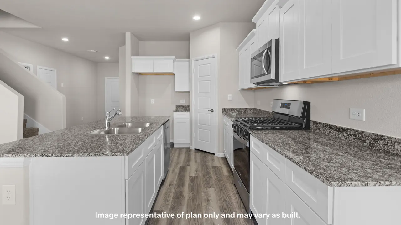 Photo 8 — 217 18th Street, Wolfforth, TX 79382