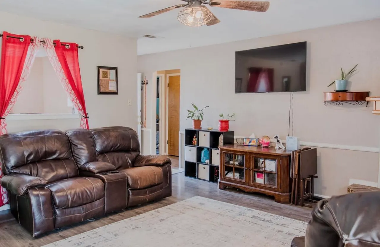 Photo 9 — 1005 Huron Avenue, Lubbock, TX 79416