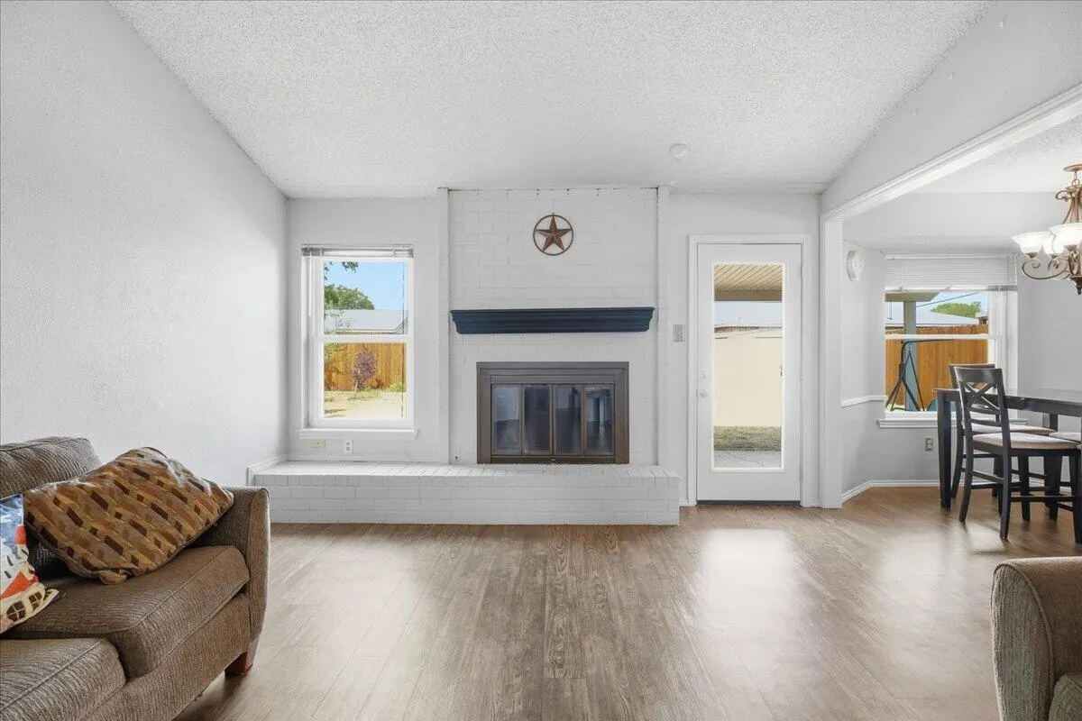 Photo 3 — 1104 Genoa Avenue, Lubbock, TX 79416
