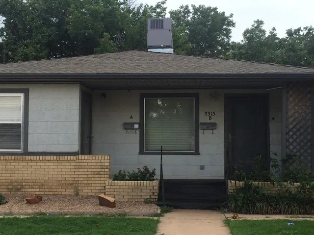Photo 2 — 3313 35th Street, Lubbock, TX 79413