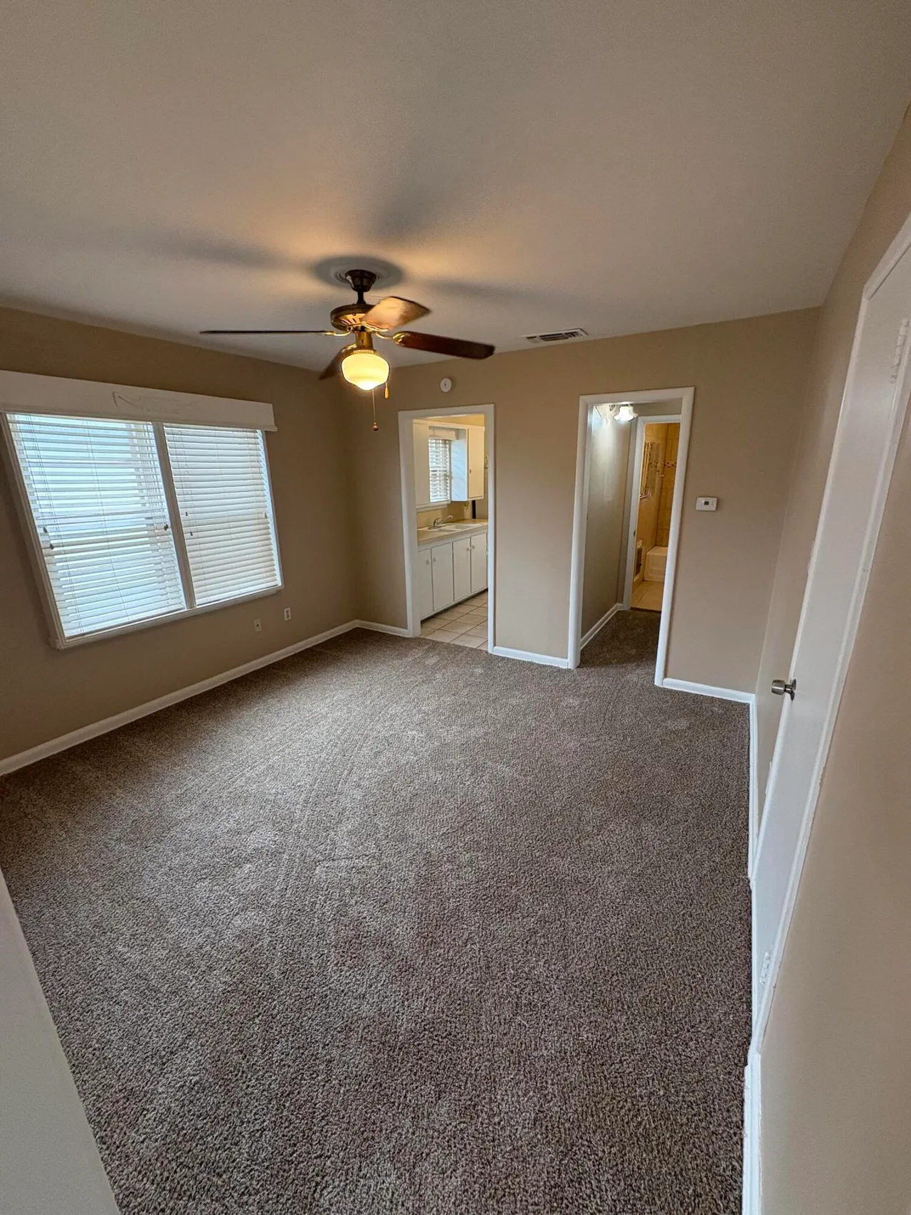Photo 4 — 3313 35th Street, Lubbock, TX 79413