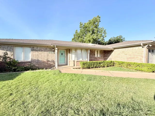 Photo 3 — 5503 80th Street, Lubbock, TX 79424