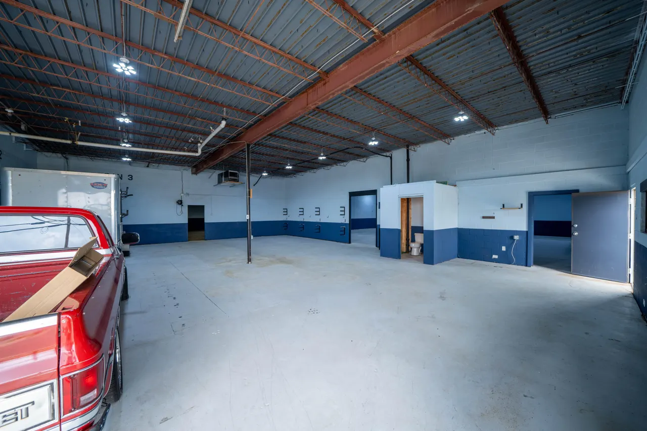 Photo 6 — 718 34th Street, Lubbock, TX 79404