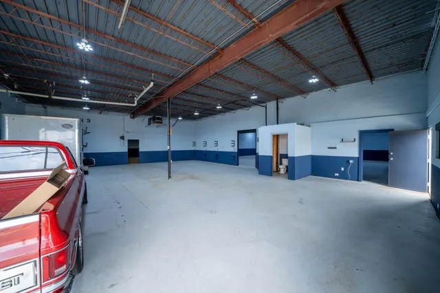 Photo 6 — 718 34th Street, Lubbock, TX 79404