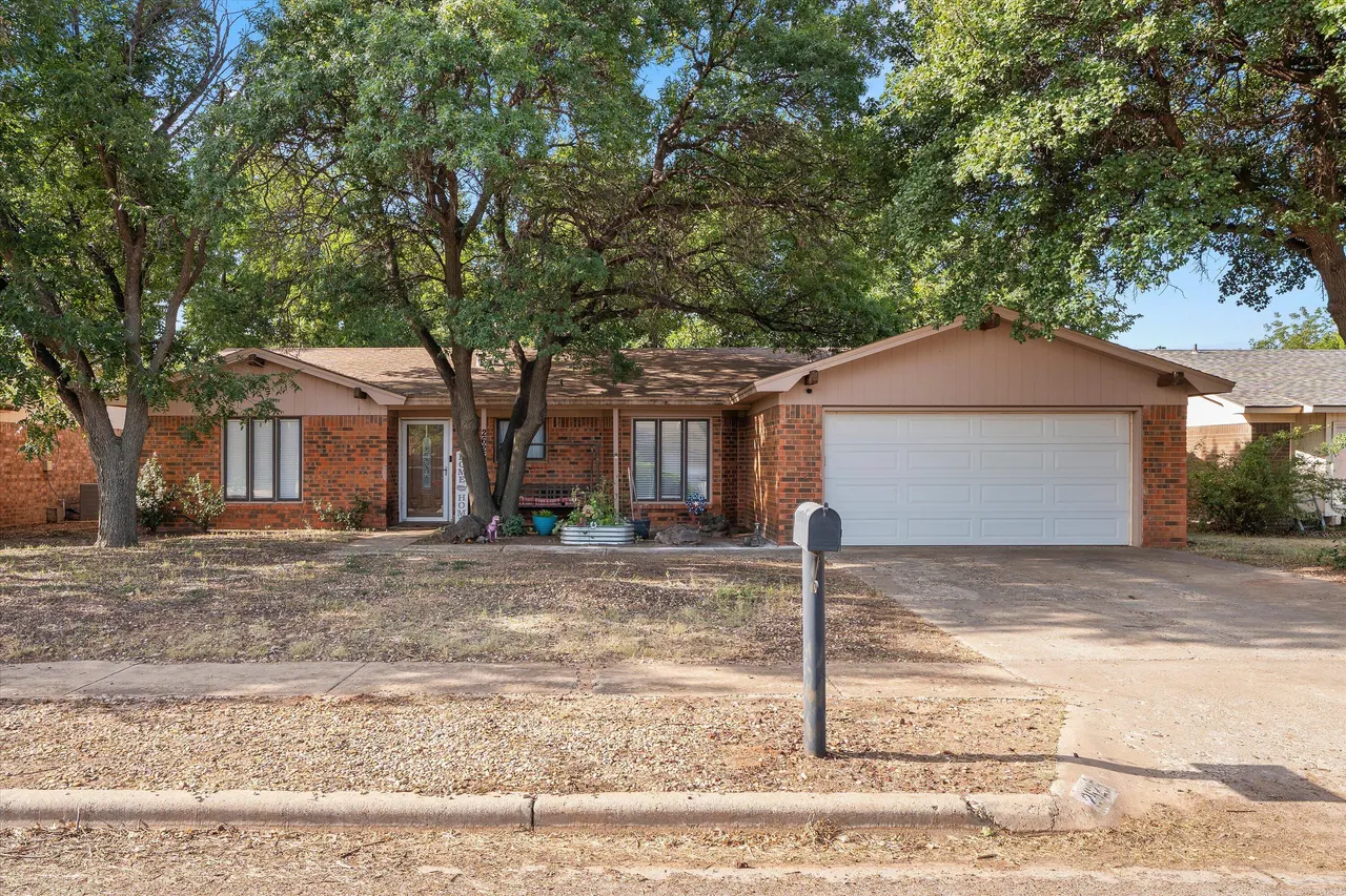 Front exterior — 2625 76th Street, Lubbock, TX 79423