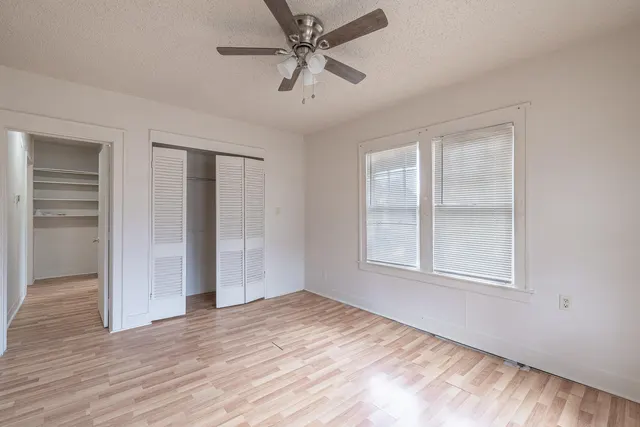 Photo 7 — 2010 15th Street, Lubbock, TX 79401