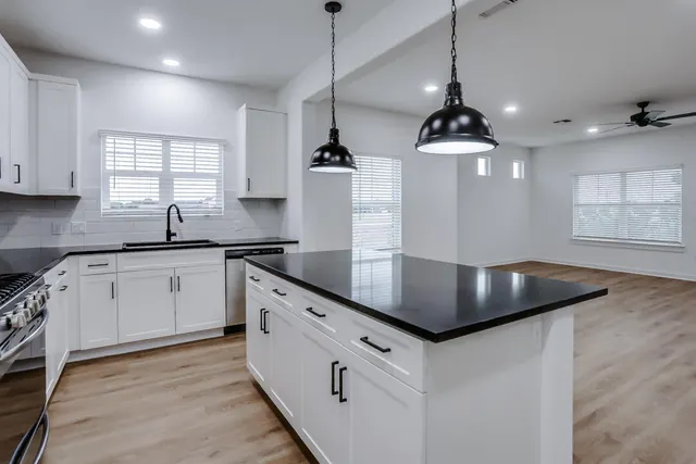 Photo 8 — 10923 Norwich Avenue, Lubbock, TX 79424