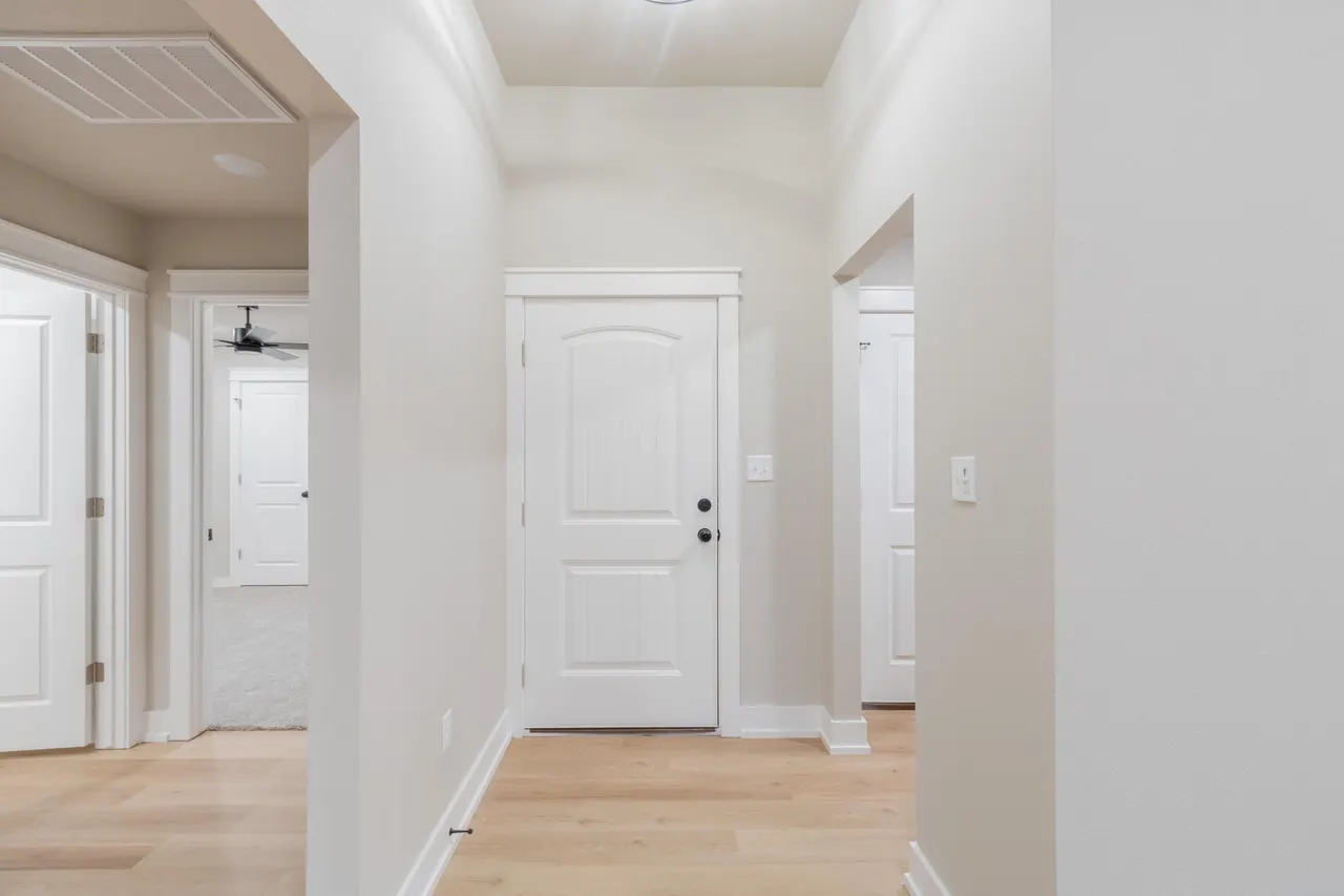 Photo 4 — 6304 26th Street, Lubbock, TX 79407