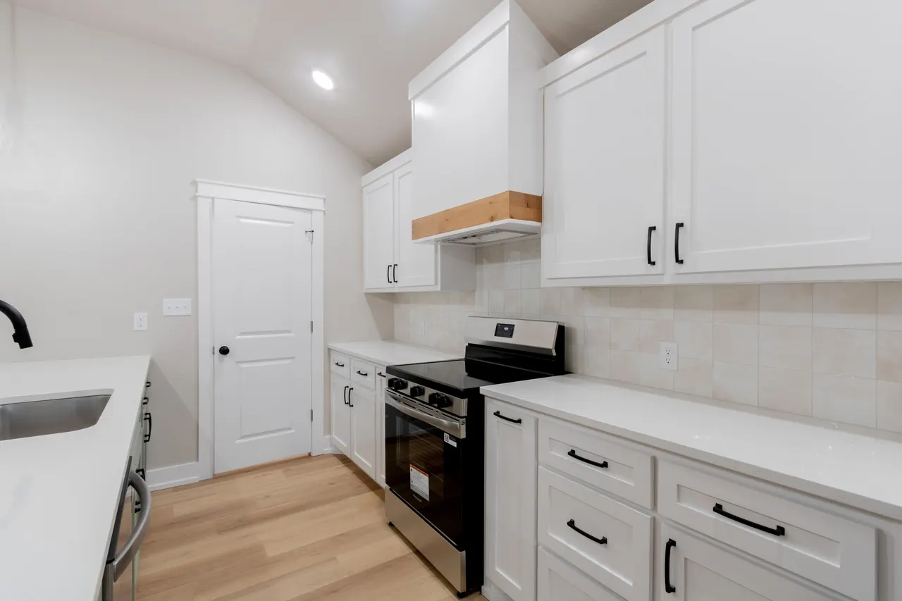 Photo 14 — 6304 26th Street, Lubbock, TX 79407