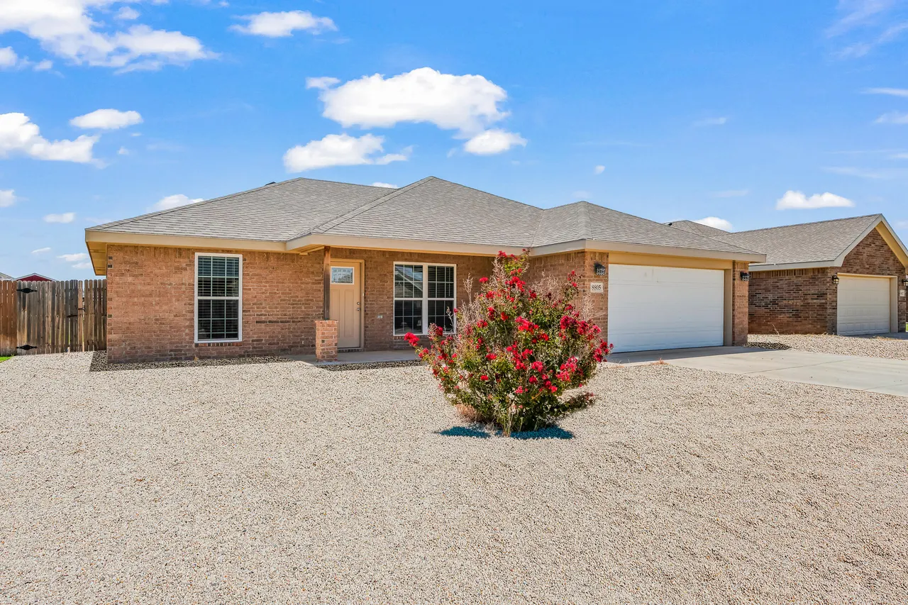 Photo 3 — 8805 15th Street, Lubbock, TX 79416