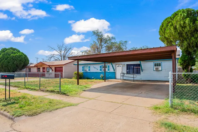 Photo 3 — 1810 E Colgate Street, Lubbock, TX 79403