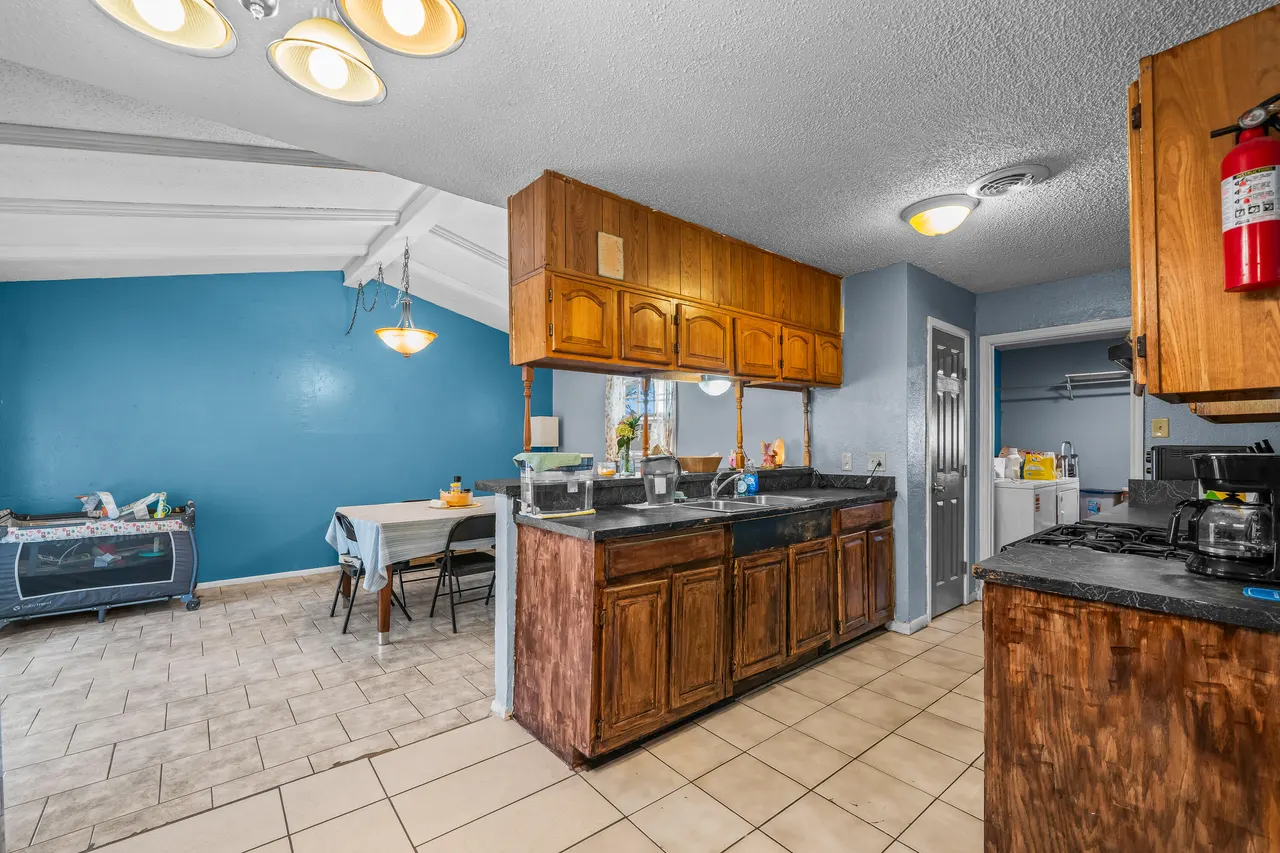 Photo 6 — 1810 E Colgate Street, Lubbock, TX 79403