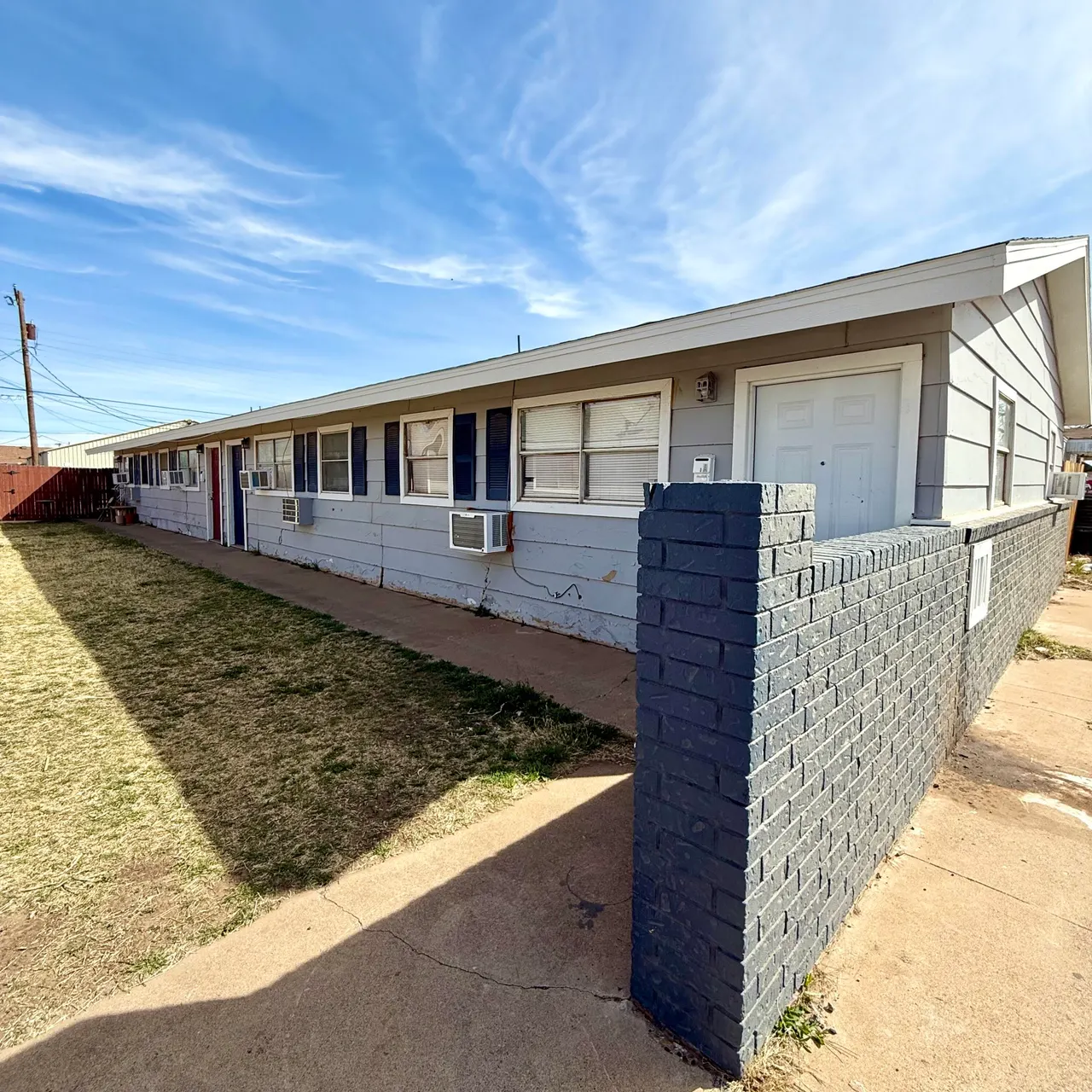 Front exterior — 922 44th Street B, Lubbock, TX 79412