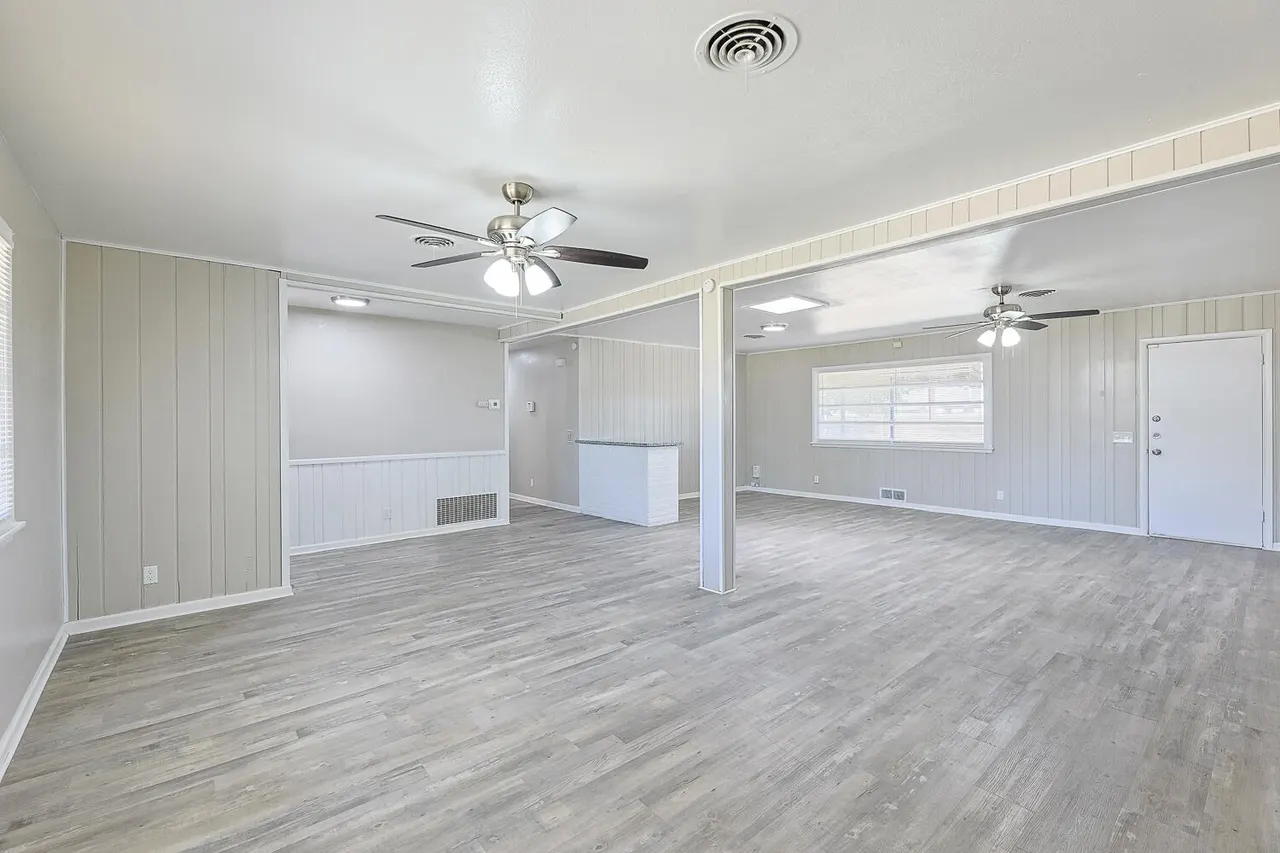 Photo 6 — 1400 W Crosby Street, Slaton, TX 79364