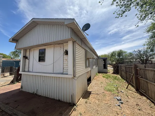 Photo 3 — 4714 Auburn Street, Lubbock, TX 79416