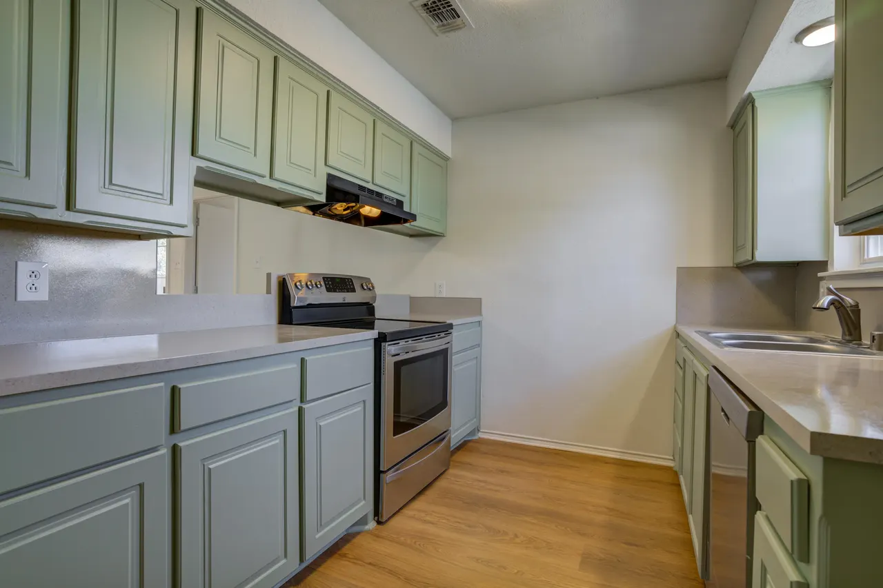Photo 17 — 5019 60th Street, Lubbock, TX 79414