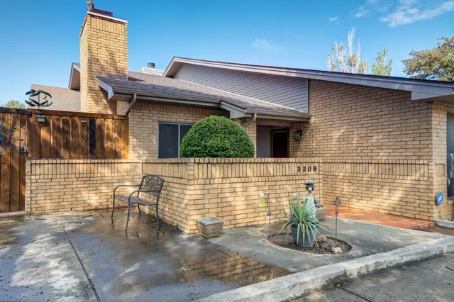 Photo 3 — 3208 65th Street, Lubbock, TX 79413