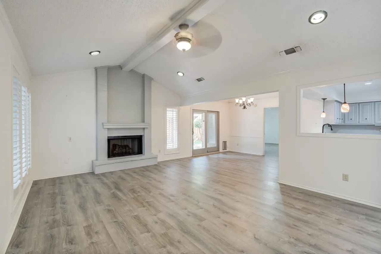 Photo 4 — 3208 65th Street, Lubbock, TX 79413
