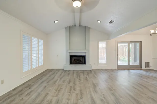 Photo 6 — 3208 65th Street, Lubbock, TX 79413