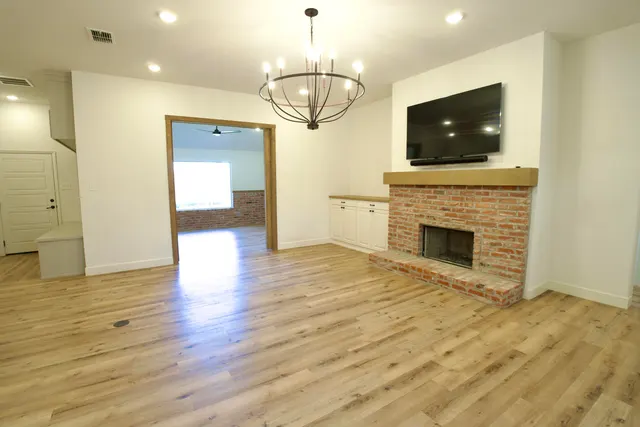 Photo 2 — 6404 89th Street, Lubbock, TX 79424