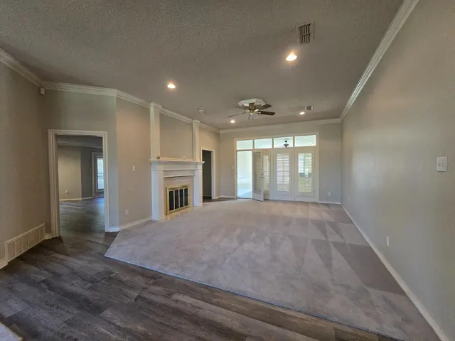 Photo 6 — 8211 Bourbon Street, Lubbock, TX 79424