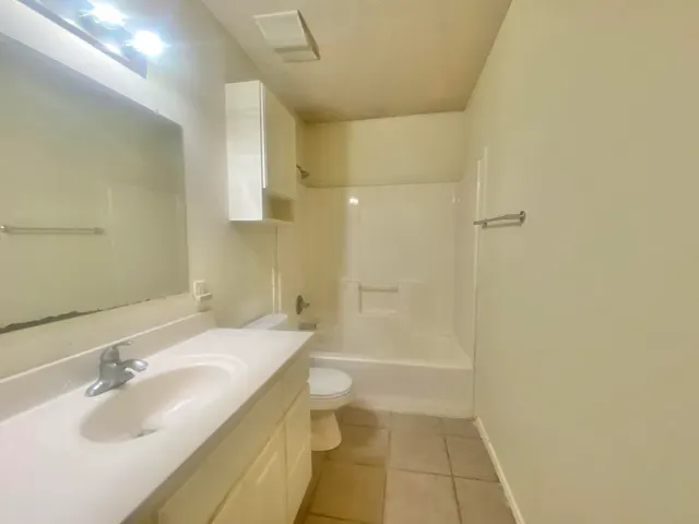Photo 7 — 6319 7th Street, Lubbock, TX 79416