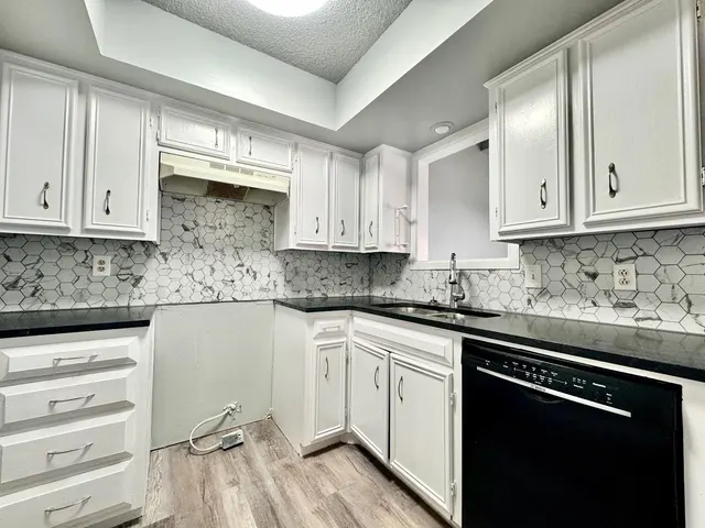 Photo 7 — 5758 38th Street, Lubbock, TX 79407